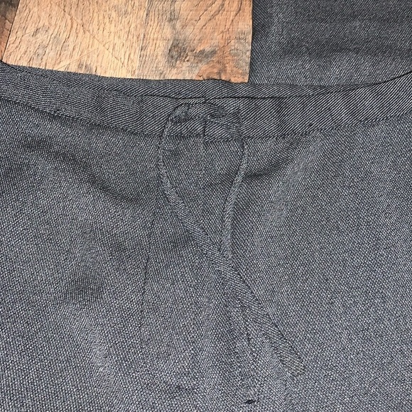 New York & Company High Waist Wide Leg Pants. Size 10 - Picture 5 of 7